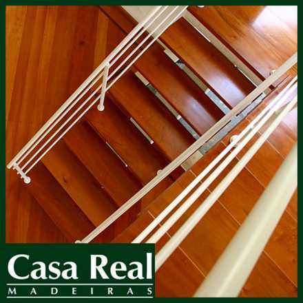 Escada de Madeira